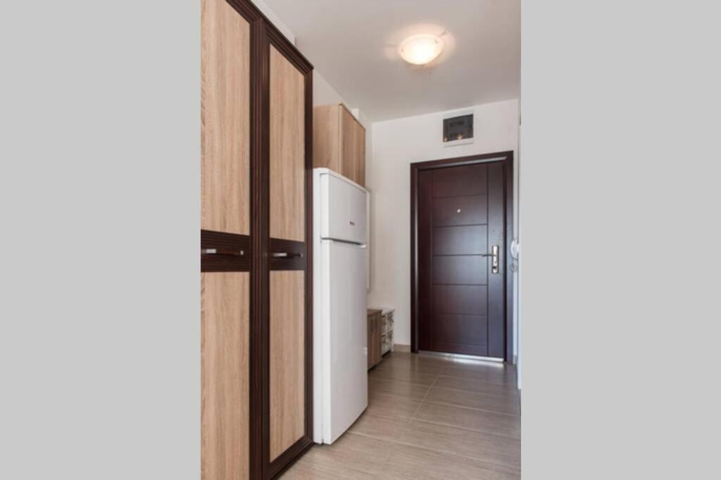 Apartman Bulevar โนวีซาด ภายนอก รูปภาพ